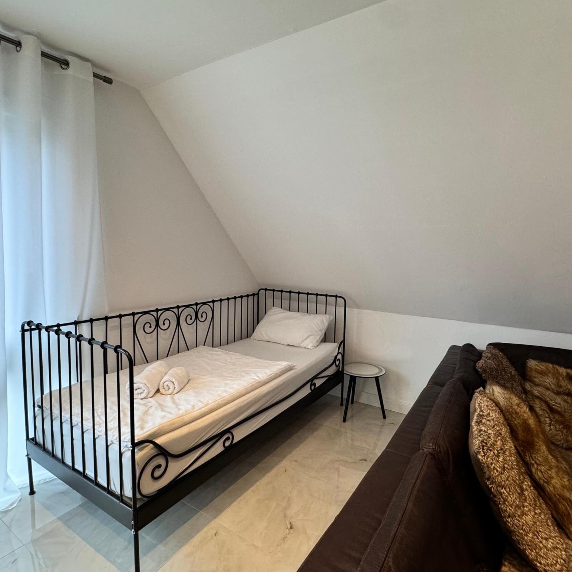 Relaxdays-Apartments 1 Garten Und Pool-Mitbenutzung, Wallbox, Kostenloser Parkplatz, Kontaktloser Checkin, Wifi Mit Smarttv Gütersloh Εξωτερικό φωτογραφία